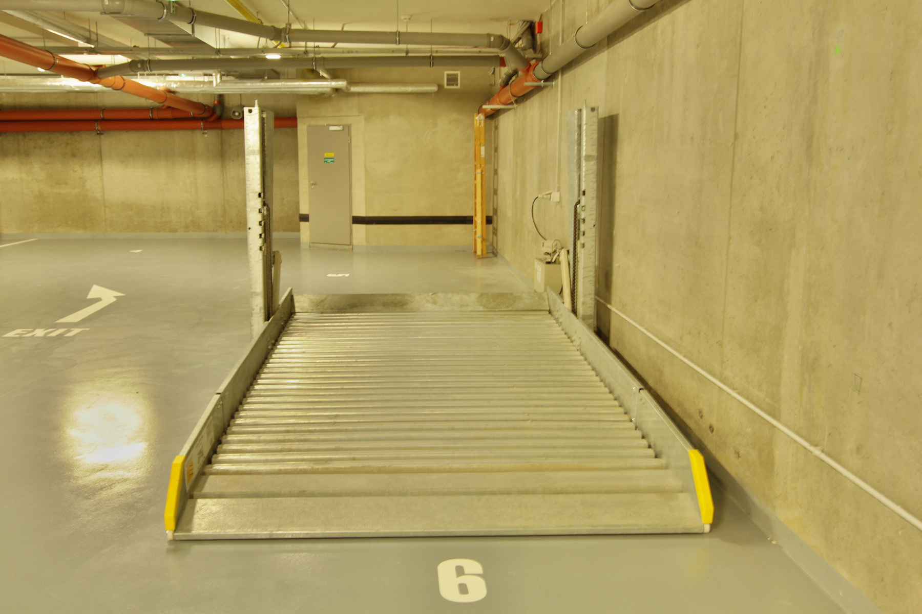 3. Parkovací systém Wöhr Parklift 401 E